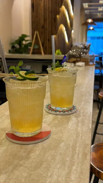 Boissons fraîches au citron — Amaya